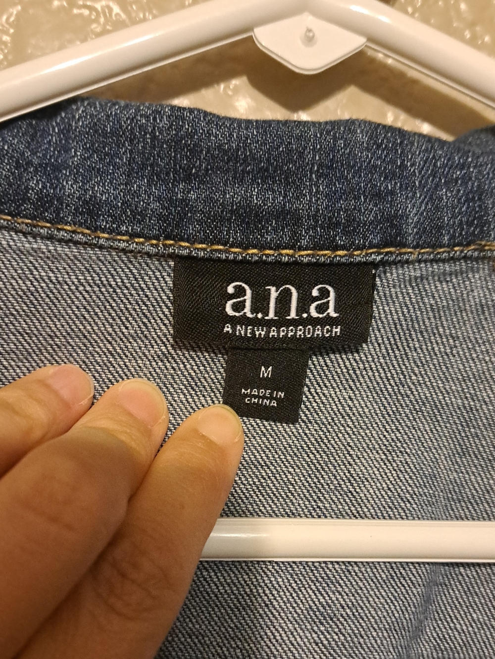 A.N.A. Classic Women's Denim Jacket - Blue - Picture 3 of 10